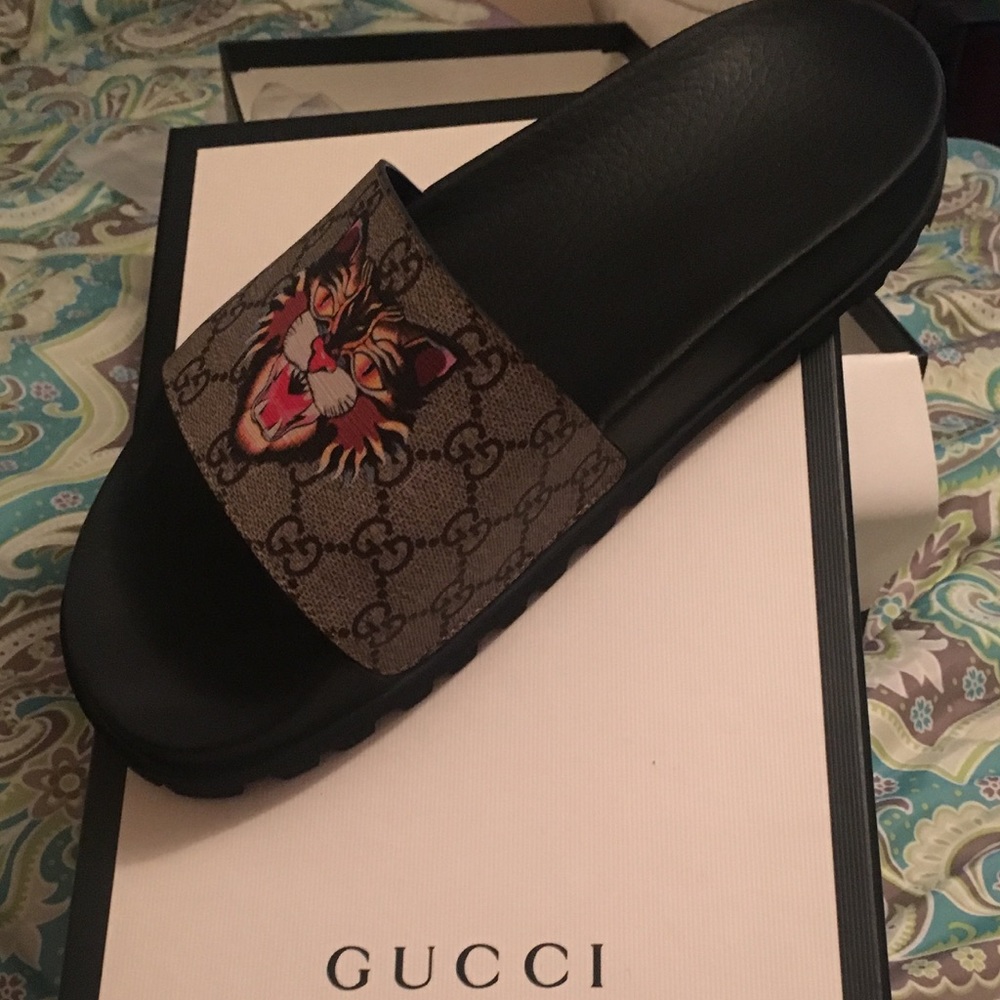 Gucci slides